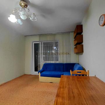Йорданська вул. (Лайоша Гавро), 3