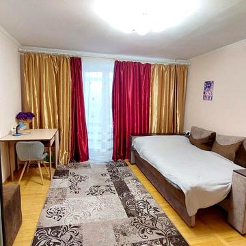 Данила Галицького вул. (40-річчя Перемоги), 50