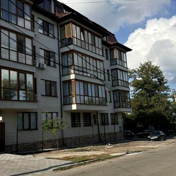 Продам квартиру, Кониского 30а, бывшая  Володарского, Центр