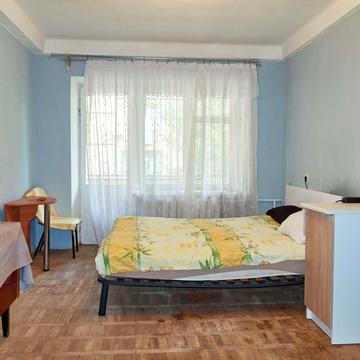 Гусовського вул., 8