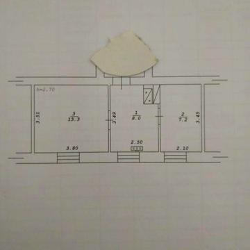 Продається невелика  двокімнатна  квартира в районі базару