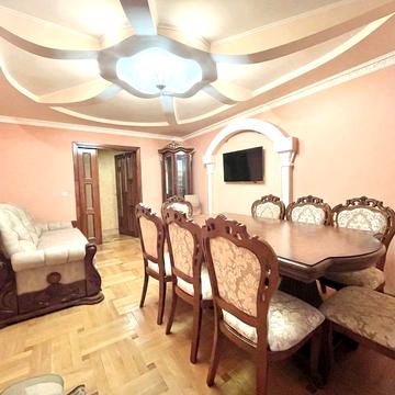 Будного вул., 20