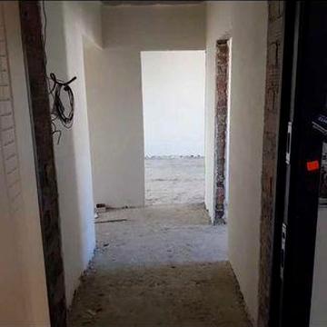Оренда 3-х квартира 79 m² під склад або щось інше без ремонту