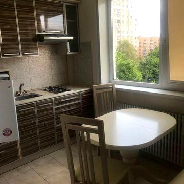 Сдам 1к.кв. с ремонтом метро Научная, Центр
