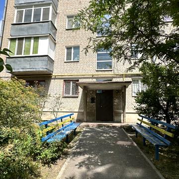 Добробатів вул. (Іларіонівська), 8