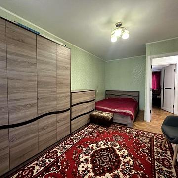 Продається 2-х кімнатна квартира, постанови, сертифікати