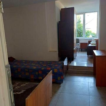 Довгострокова оренда 2к Квартира Михайла Малишенка (Короленка) вулиця