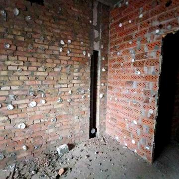 Здана новобудова за 700 дол/м.кв.
