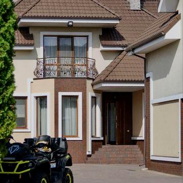 Продаж якісного будинку з великою територією!!!