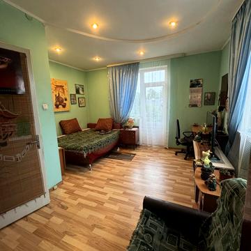 Короля Данила вул., 38