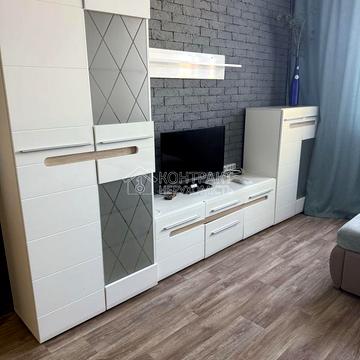Гвардійців Широнінців, 111