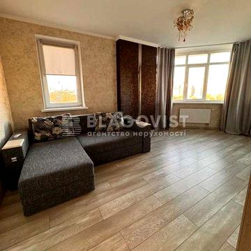 Продаж  1к квартири Деміївка  вул. Феодосіївська, 1А  Ремонт Меблі