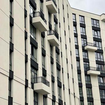 1-кімнатна квартира біля міського озера!