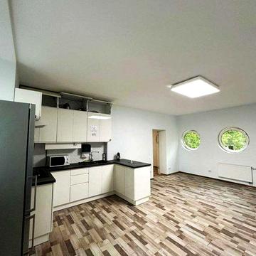 Оренда 3 кім.квартири вул.Новаківського 1000 дол.