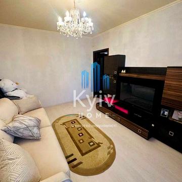 Продаж квартири, 3 кімнатна, вул Анни Ахматової, Позняки