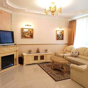 ЦЕНТР Оренда 3-к кв-ра 75 м, газ,єврорем Золоті Ворот Б.Хмельниц БЕЗ %