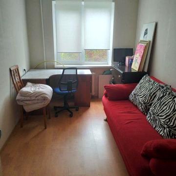 Продається 2х кімнатна квартира.Крошня