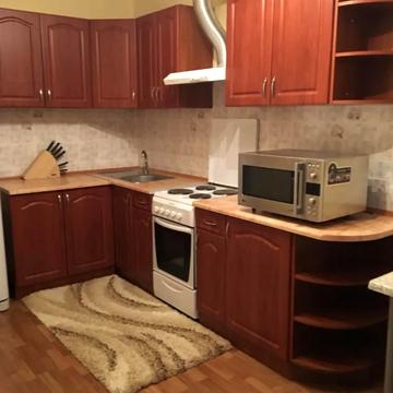 Слобожанський просп. (Газети "Правда"), 2-Б