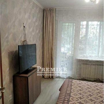 Продам простору 3-кімнатну квартиру