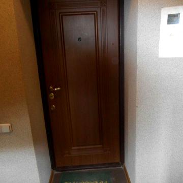 Продам 2-кв м. Защитников Украины пр. Героев Харькова д.96а