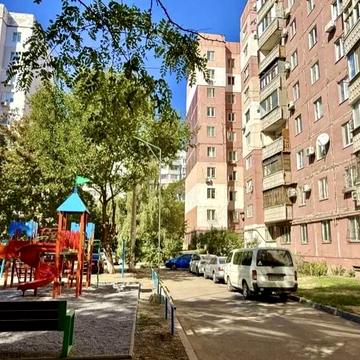 3-х комнатная "ЧЕШКА" Заболотного / ТЦ "Семья" по выгодной цене!