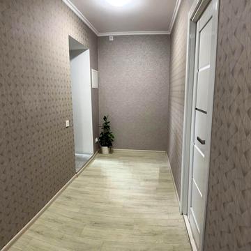 Пілотська вул., 76