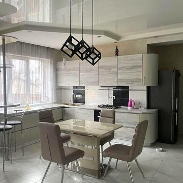 Сдается 3 комнатная квартира Атамана Головатого