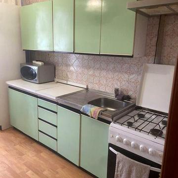Оренда 3х кімнатної  квартири Харьківське шосе 168е