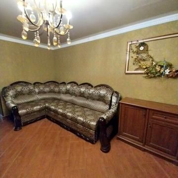 Грушевського, 3