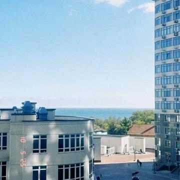 Сдам свою 1 к квартиру-студию Аркадия , 32 жемчужина(Каманина)