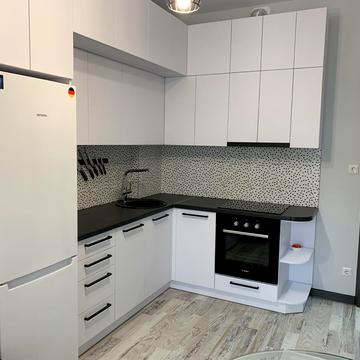 Володимира Моссаковського вул. (Клари Цеткін), 7