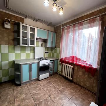Кулика і Гудачека вул. (Макарова), 26