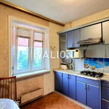 Продаж 2к квартири, просп. Бажана 5а, метро Харківська