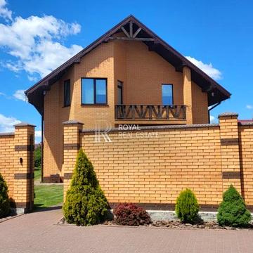 Центральна вул.