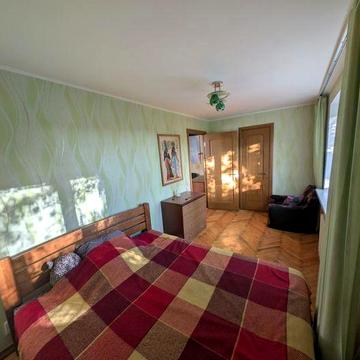2к квартира Рекордна 4а