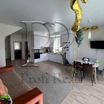 Центральна вул.