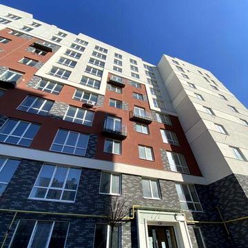 Велика двокімнатка квартира . Вид на Надережну . Без % для ПОКУПЦІВ