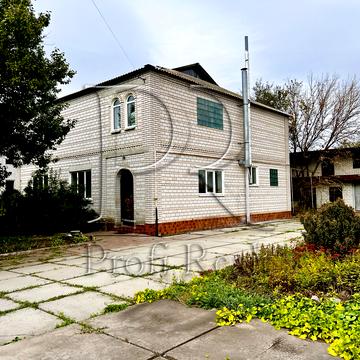 Молодіжна вулиця