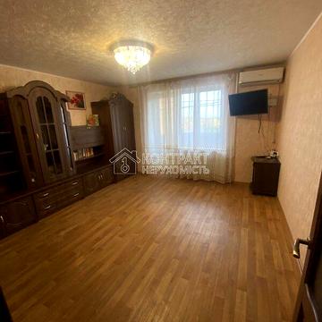 Довгострокова оренда 1к Квартира Ньютона вулиця