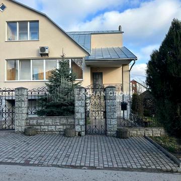 Світанкова вул., 109