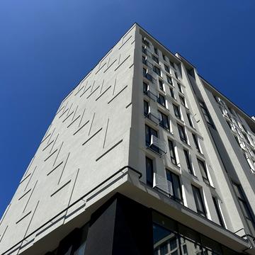 Надрічна вул., 1