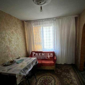 Продам 4-х кімнатну квартиру 70 кв.м