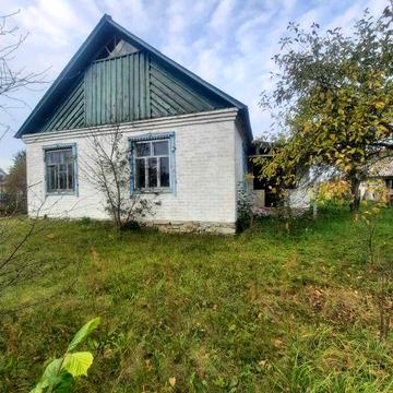 Продається цегляний будинок (земля, криниця, хлів)