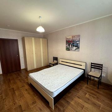 Оренда 2к вул. Данченко, 3, ЖК Крістерград, Ретровіль біля Варшавський