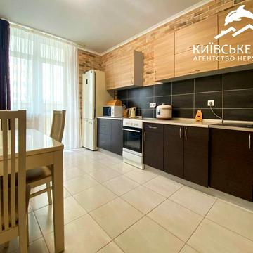 Воскресенська вул., 14-Д