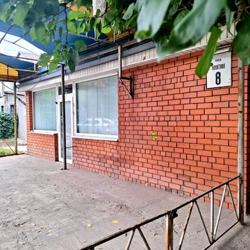 Канатна вул., 8