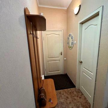 Сдам  2- к. Центр. Поруч з метро.Бойчука 4а. Печерськ.