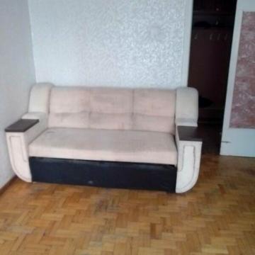 Довгострокова оренда 2к Квартира Шнеєрсона Менахем-Мендл (Мініна) вулиця