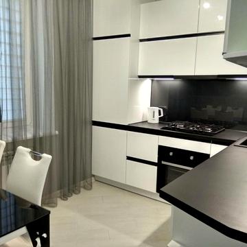 Металургів просп., 1