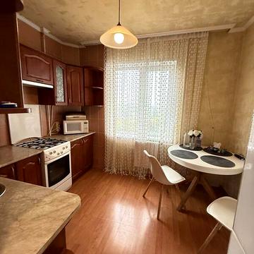 Продаж 3к Квартира Зенітного полку (Некрасова) вулиця